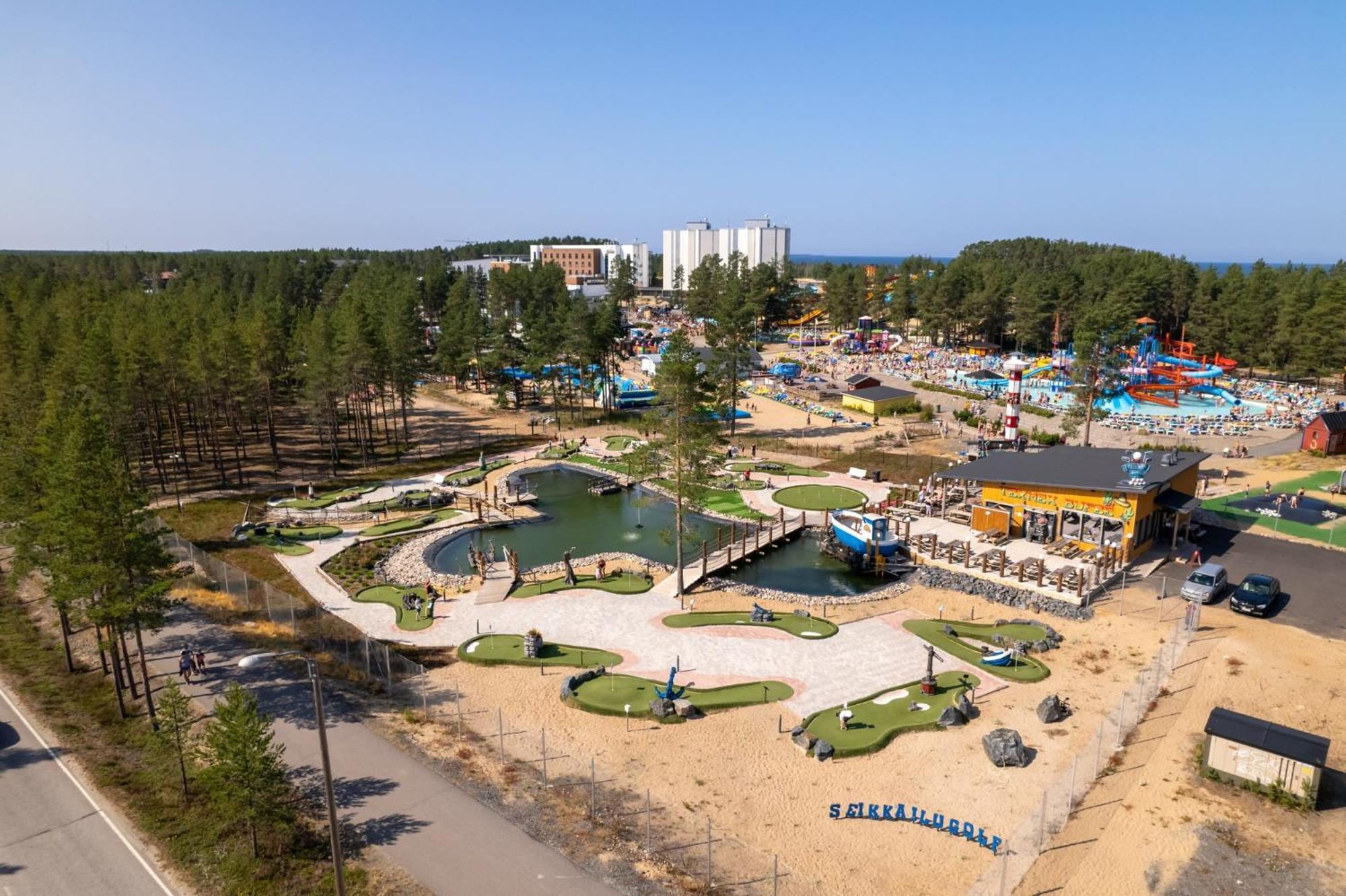 Sandy Kelt - Irish House Apartments Kalajoki Buitenkant foto